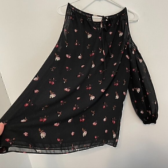 MAX STUDIO Edit Black Red Floral 3/4 Sleeve Cold Shoulder Cutout Tie Back Blouse - Picture 12 of 12